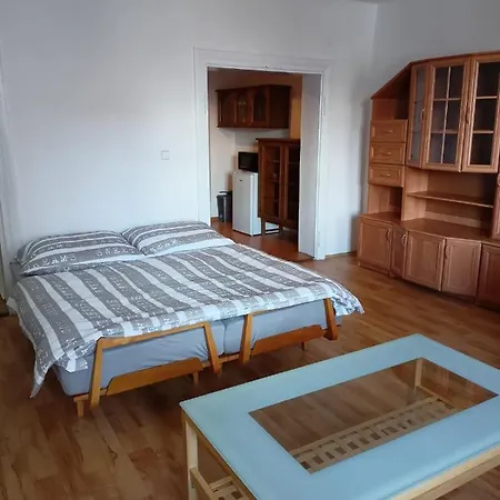Apartman V Historicke Casti Mesta Broumova Lägenhet *